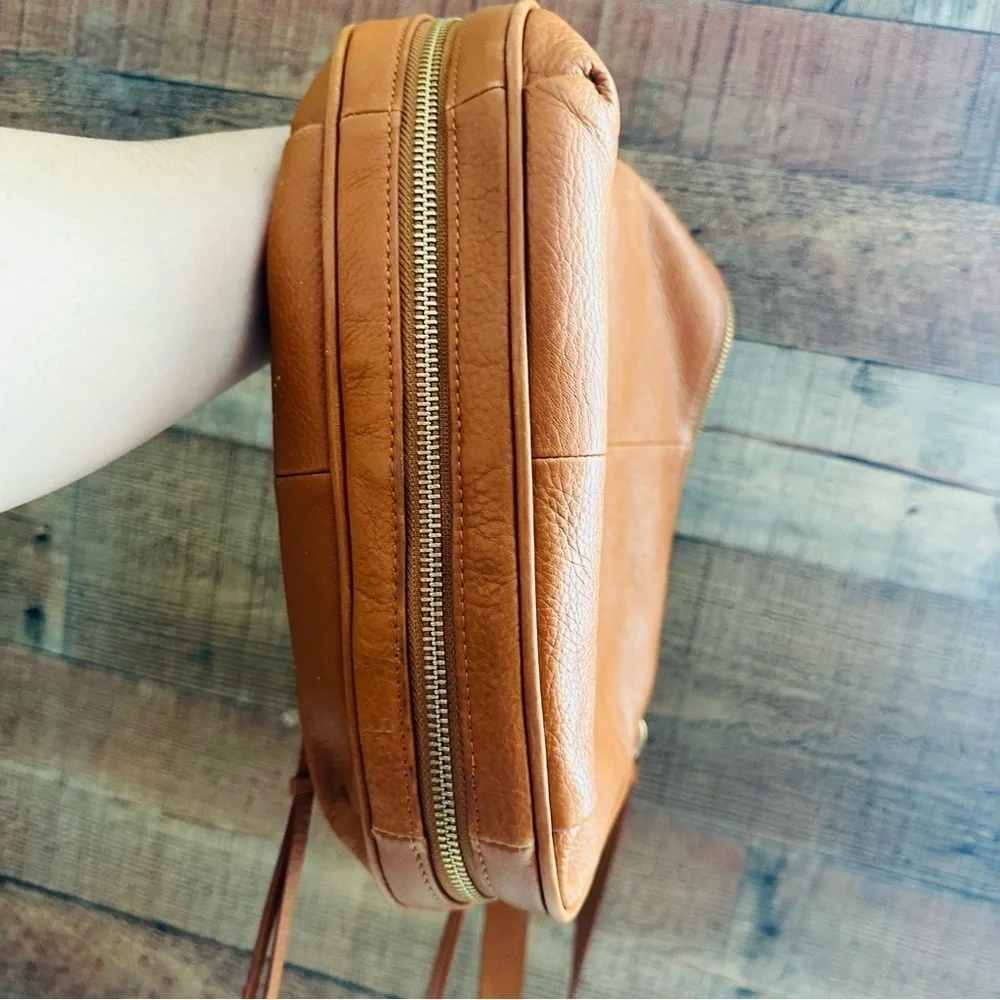 Foley + Corinna pre loved